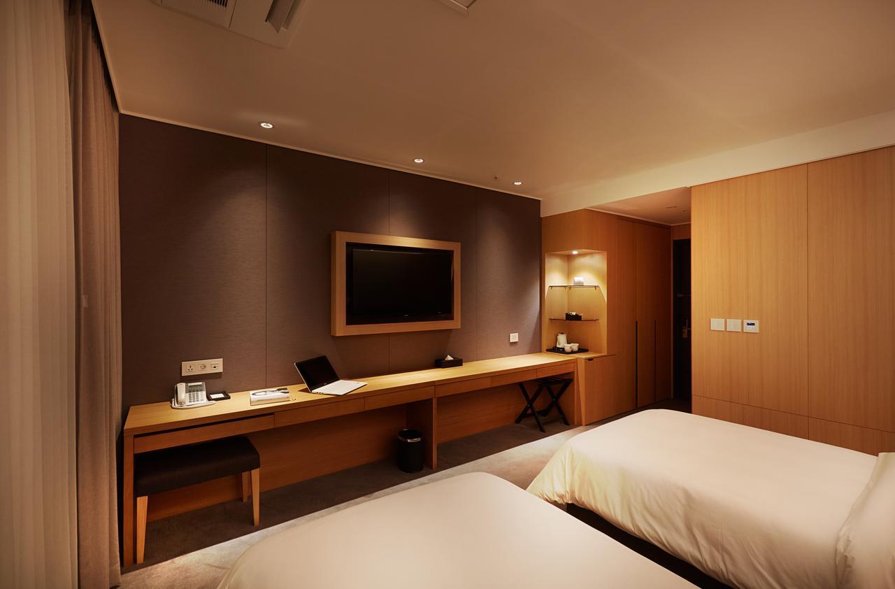Osong H Hotel Sejong City Cheongju Exterior foto