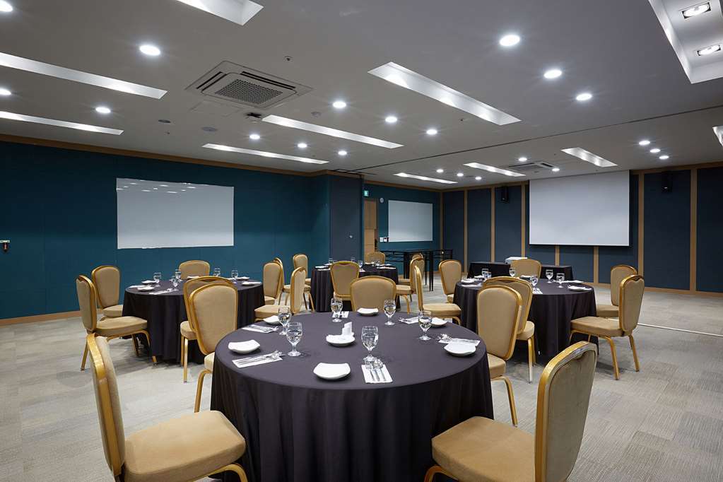 Osong H Hotel Sejong City Cheongju Facilidades foto